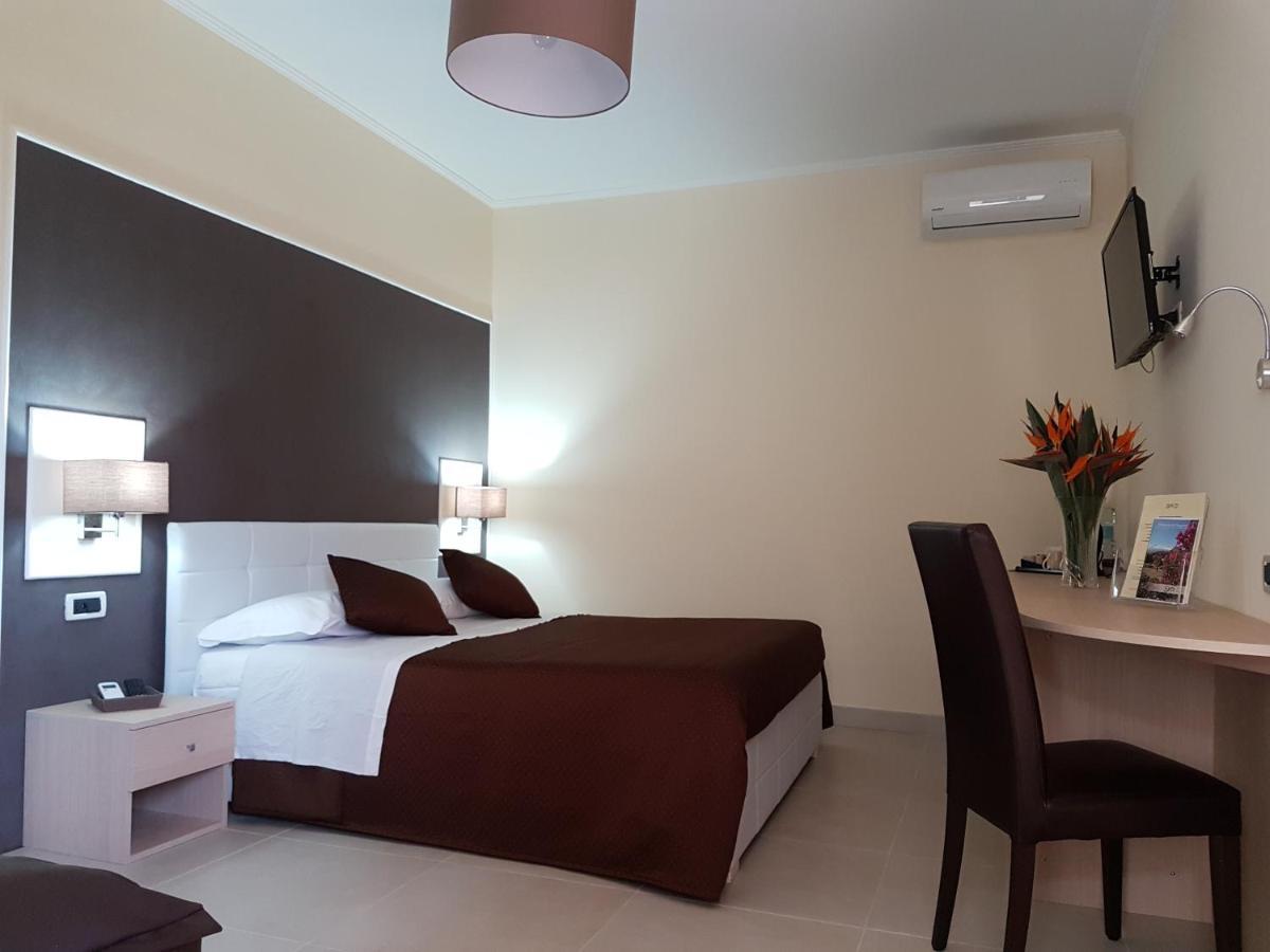 B&B Villa Valentina Таормина Экстерьер фото