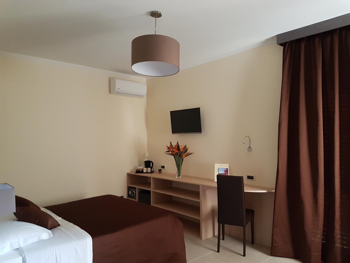 B&B Villa Valentina Таормина Экстерьер фото